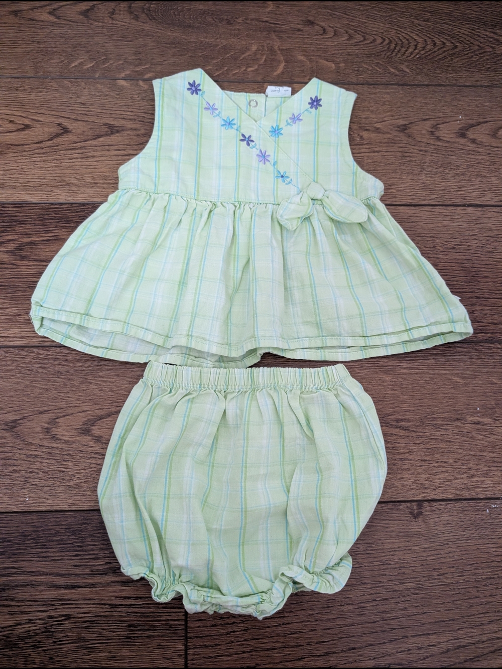 Vintage healthtex Light Green Plaid Two-Piece Set with Purple Floral Accents